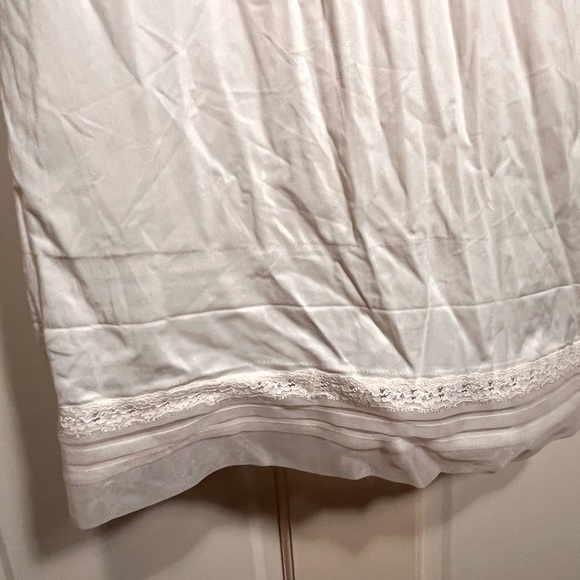 Vintage slip, size 32 - Picture 3 of 5